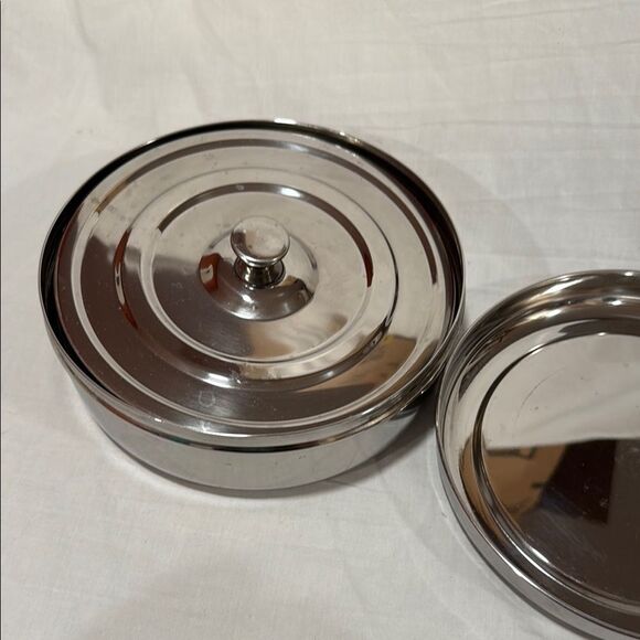 Masala Dabba spice box tiffin Round Silver Metal Box - Picture 2 of 4